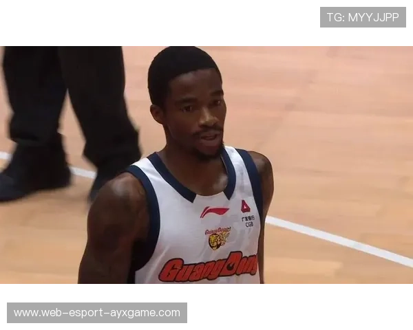 广东队新赛季阵容调整,期待外援麦考尔突破表现